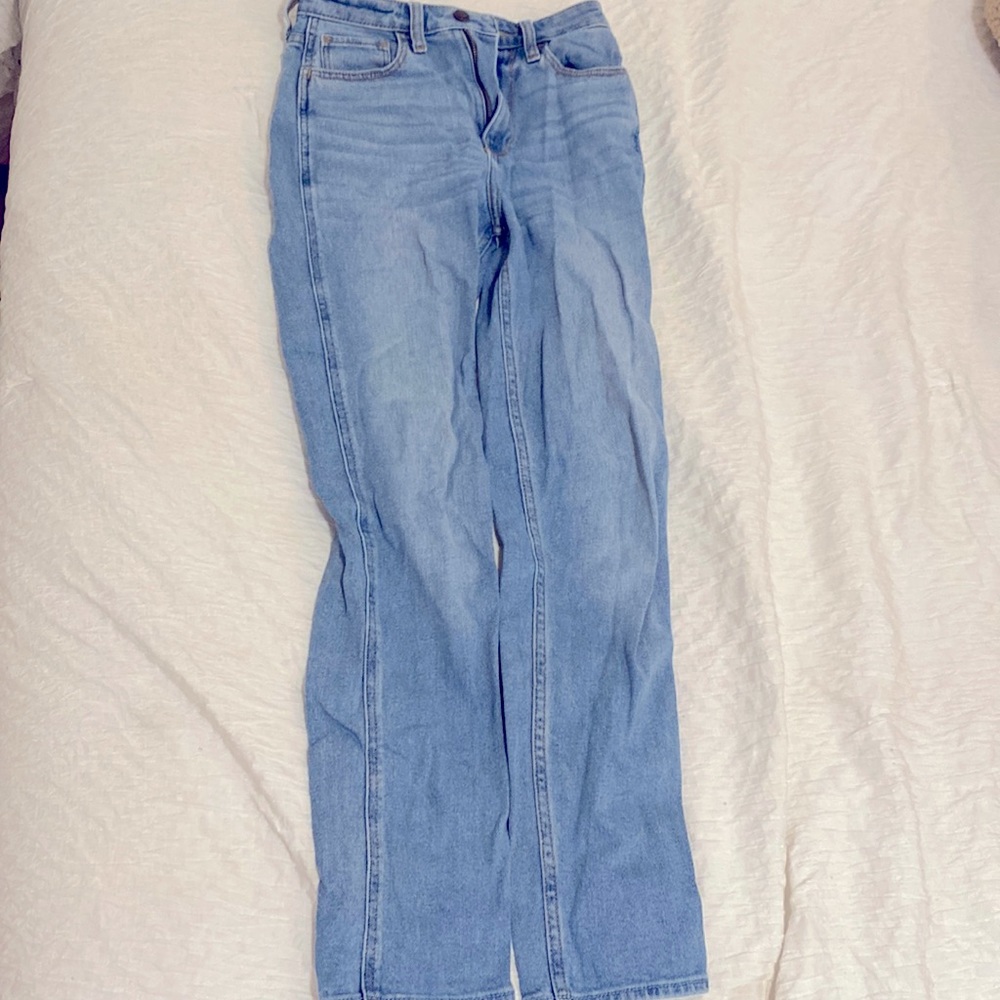 Hollister High Waisted Mom Jeans
